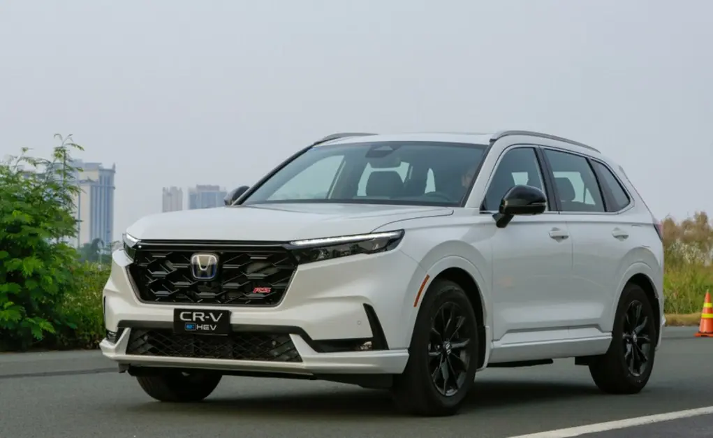 Thách thức và nhu cầu của người tiêu dùng Việt Nam về SUV hybrid.